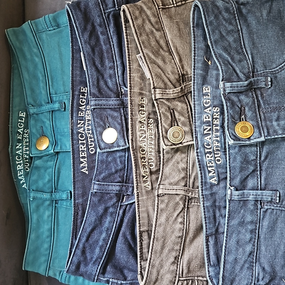 American Eagle Outfitters Sky High and Hi-rise Jegging Size 6 regular